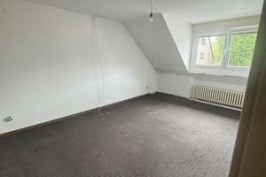 5-Zimmer-Dachgeschosswohnung in Köln-Stammheim – Isidor-Caro-Straße 35, 51061 Stammheim, Köln – Vorschaubild 4