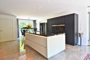 **RESERVIERT** Elegantes EFH in modernem Design mit gehobener Ausstattung und höchster Bauqualität – Neustadt a.d. Aisch-Bad Windsheim (Kreis) – Vorschaubild 6