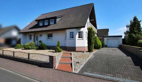 Bild von Unterkellertes Einfamilienhaus mit Garage in Rühen! Mein Haus = mein Makler!