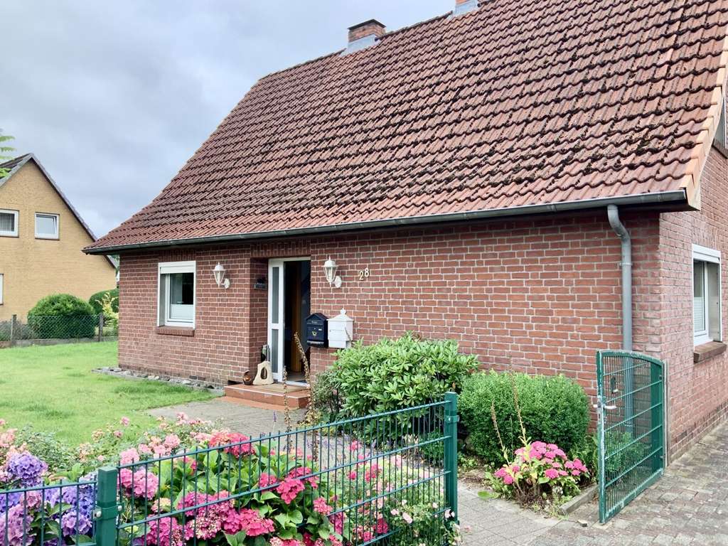 Immobilie in Wahlstedt - Wohnen & Rendite clever kombinieren in ruhiger Lage von Wahlstedt - Bild 0