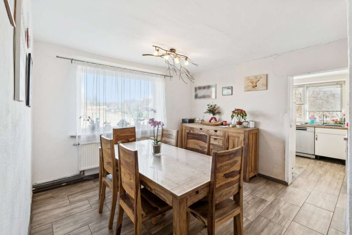 Immobilie in Eppishausen - Familienfreundliches EFH mit PV-Anlage, Pelletheizung und großzügigem Garten - Bild 1