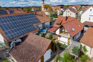 Ebersbach - Einfamilienhaus mit Blick über Wiesen und Felder!  In Orsrandlage... – Ravensburg (Kreis) – Vorschaubild 2
