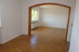 Kernsanierte 3-Zimmer Erdgeschosswohnung, Balkon und neuer Einbauküche mit Weitblick ! – Krimhildstraße 41, 69469 Weinheim – Vorschaubild 12