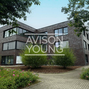 Moderne Praxisflächen in verkehrsgünstiger Lage