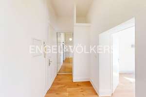 Großzügige Altbauwohnung mit Balkon und Aufzug! – Die vollständige Adresse der Immobilie erhältst du vom Anbieter., 65185 Mitte, Wiesbaden – Vorschaubild 12