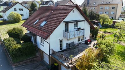 Viel Platz für den Alltag in diesem Zweifamilienhaus in Buchen