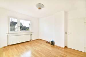 Gepflegte Doppelhaushälfte auf sonnigem Eckgrundstück – Die vollständige Adresse der Immobilie erhältst du vom Anbieter., 50859 Weiden, Köln – Vorschaubild 19