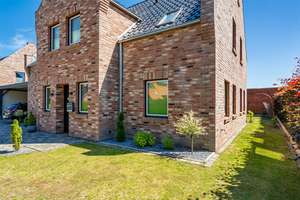 Zukunftssicher wohnen: Energiesparendes Einfamilienhaus im KfW40-Standard – Die vollständige Adresse der Immobilie erhältst du vom Anbieter., 26605 Aurich – Vorschaubild 3