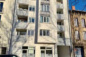 4-Zimmer-Wohnung mit 2 Bädern und Süd-Balkon mit Fernsehturmblick