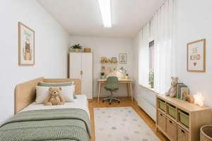 Kapitalanlage mit Perspektive: 
Gepflegtes Dreifamilienhaus mit zwei Garagen 
in zentraler Lage vo – Die vollständige Adresse der Immobilie erhältst du vom Anbieter., 41065 Lürrip, Mönchengladbach – Vorschaubild 5