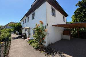 "Familienglück mit Garten - Charmante Doppelhaushälfte in Bad Cannstatt" – Die vollständige Adresse der Immobilie erhältst du vom Anbieter., 70376 Hallschlag, Stuttgart – Vorschaubild 1