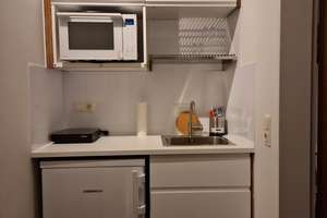 Provisionsfrei: Neu renovierte, voll möblierte 1-Zi-Wohnung mit Tiefgarage in Ffm-Gallus – 60326 Gallus, Frankfurt am Main – Vorschaubild 11