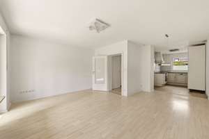 Gepflegtes Reihenmittelhaus in Trudering - ERBPACHT – Die vollständige Adresse der Immobilie erhältst du vom Anbieter., 81827 Waldtrudering, München – Vorschaubild 4