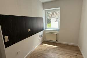 Sanierte drei Zimmer Obergeschosswohnung, gemeinschaftlicher Garten & Scheune – Die vollständige Adresse der Immobilie erhältst du vom Anbieter., 37697 Lauenförde – Vorschaubild 10