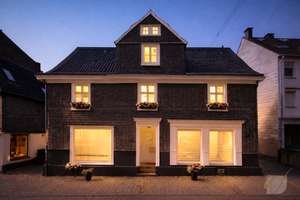 Charmantes Schieferhaus mit historischem Flair – liebevoll modernisiert und sofort zum Verlieben – Die vollständige Adresse der Immobilie erhältst du vom Anbieter., 42719 Wald, Solingen – Vorschaubild 1