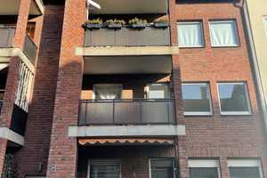 Schöne 2,5 Raum Wohnung mit Balkon in gepflegten Mehrfamilienhaus – Duisburg – Vorschaubild 1