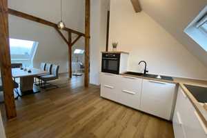 Nahe Uni Wuppertal. Möbliertes WG-Zimmer in Loftwohnung mit EBK, Designer-Duschbad & Gäste WC. – Blumenstr. xx, 42119 Wuppertal – Vorschaubild 3