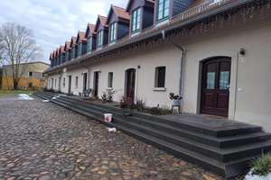 Großes Reihenendhaus mit Garten in idyllischer Lage