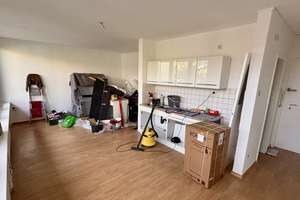 Agnesviertel Dachterrassen Appartement, teilmöbliert inkl. Küche, frisch renoviert – Bernhard Letterhaus Str. 47, 50670 Neustadt/Nord, Köln – Vorschaubild 3