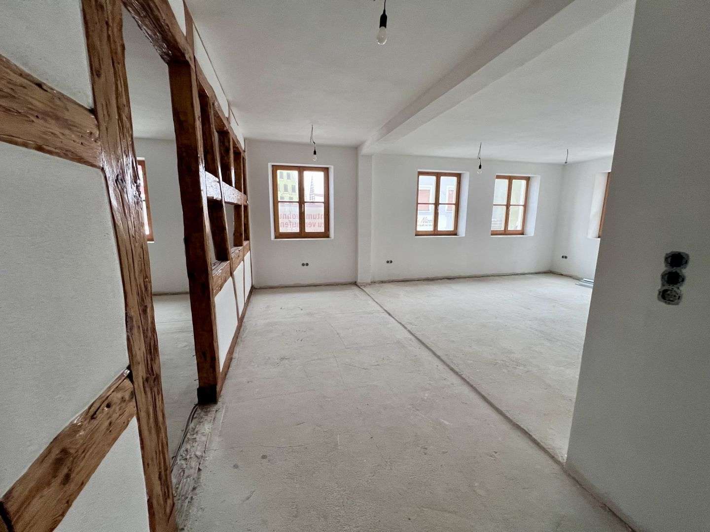 Immobilie in Spalt - Entwicklungsfähiges Wohn- und Geschäftshaus mit separatem Rückgebäude - Bild 2