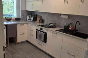 Helle 4,5-Zimmer-Wohnung mit 2 Balkonen in KA-Waldstadt(Europaviertel) – Die vollständige Adresse der Immobilie erhältst du vom Anbieter., 76139 Waldstadt, Karlsruhe – Vorschaubild 9
