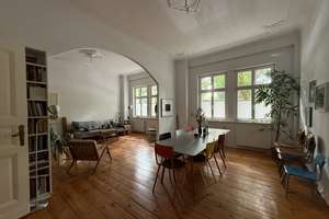 Bezugsfreier Altbau im Gleimviertel mit Gartenterrasse, Stuck und viel Platz – Die vollständige Adresse der Immobilie erhältst du vom Anbieter., 10437 Prenzlauer Berg, Berlin – Vorschaubild 4