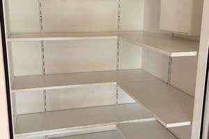 Großzügige 3-Zimmerwohnung mit Parkettboden und Einbauküche in Köln Westhoven – Die vollständige Adresse der Immobilie erhältst du vom Anbieter., 51149 Westhoven, Köln – Vorschaubild 12