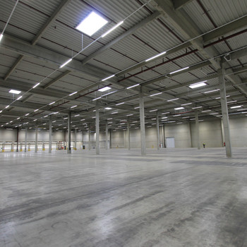 ca. 27.740 m² Hallenfläche als Lager-/Produktionsfläche zu vermieten