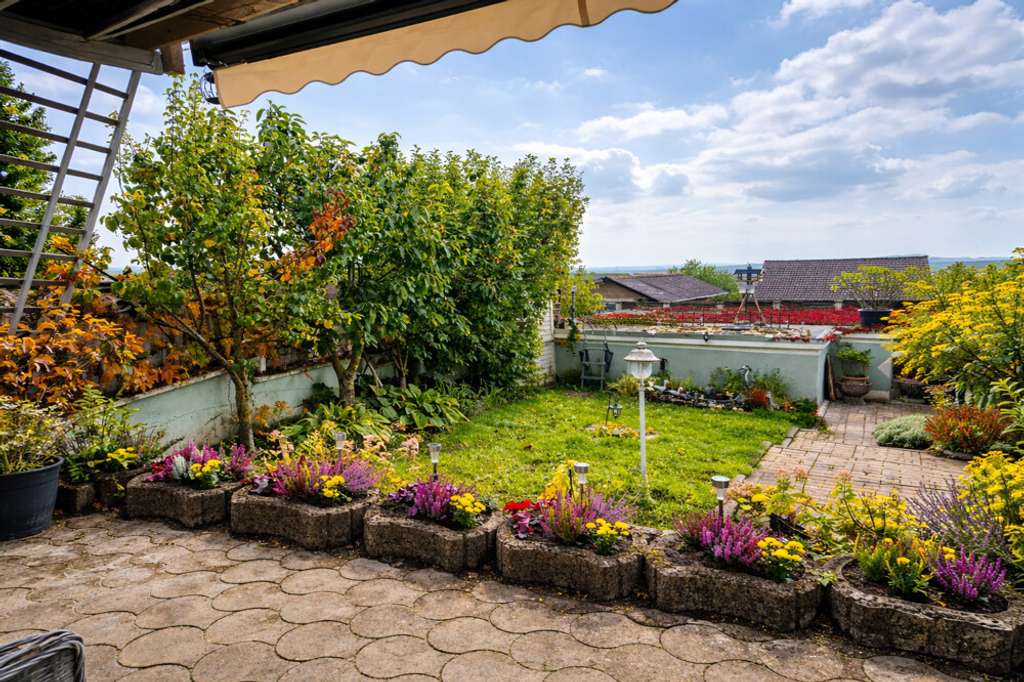 Immobilie in Mölsheim - Weitblick, Weinreben, Wohlfühlen! - Bild 4