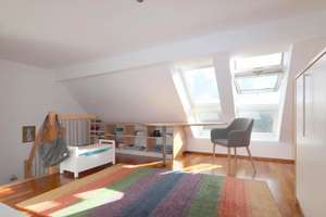 Wunderschöne 3-Zimmer-Maisonette-Wohnung mit Balkon und EBK in Waldtrudering, München – Marthastraße 10, 81825 Waldtrudering, München – Vorschaubild 13