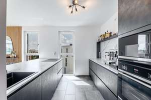 Penthouse Exklusivität in Nürnberg Maxfeld - Traumhafter Burgblick trifft Stadtparknähe – Die vollständige Adresse der Immobilie erhältst du vom Anbieter., 90409 Maxfeld, Nürnberg – Vorschaubild 3