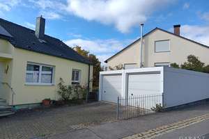 Vielseitiges und nachhaltiges Einfamilienhaus mit Einliegerwohnung, PV-Anlage & Doppelgarage – Die vollständige Adresse der Immobilie erhältst du vom Anbieter., 96117 Memmelsdorf – Vorschaubild 2