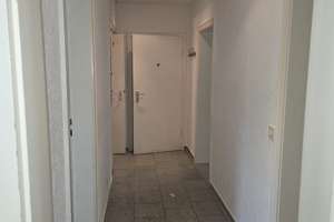 Schöne 3-Zimmer-Wohnung mit Balkon - Duisburg-Meiderich – Voßstraße 9, 47137 Obermeiderich, Duisburg – Vorschaubild 5