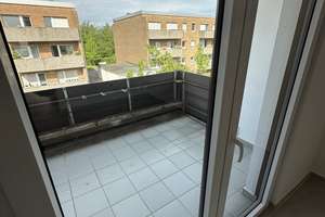 Top sanierte 3 Zimmer Wohnung in ruhigem Haus, gute Lage (Video !!) 1. OG R – In der Felderhütten 63, 51371 Bürrig, Leverkusen – Vorschaubild 5