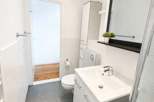 Stilvolle Altbauwohnung mit moderner Ausstattung in ruhiger Friedrichshainer Kiezlage – Bänschstr. 29, 10247 Friedrichshain, Berlin – Vorschaubild 12