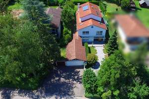 Vielseitiges Haus am Georgenberg – Kapitalanlage mit Co-Living WG oder als Eigenheim – Vochezenholzstraße 28, 72762 Reutlingen-Mitte, Reutlingen – Vorschaubild 2