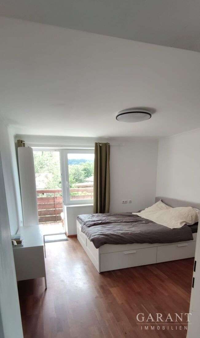 Immobilie in Fuchstal - Drei-Parteien-Haus als lukrative Kapitalanlage oder zur Eigennutzung - Bild 1