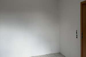 Helle 4-Zimmer-DG-Wohnung – teilw. frisch renoviert, neue Sanitärausstattung – Die vollständige Adresse der Immobilie erhältst du vom Anbieter., 47137 Mittelmeiderich, Duisburg – Vorschaubild 3