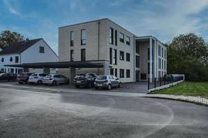Moers-Kapellen / 2. OG / Carport / Einbauküche / Aufzug