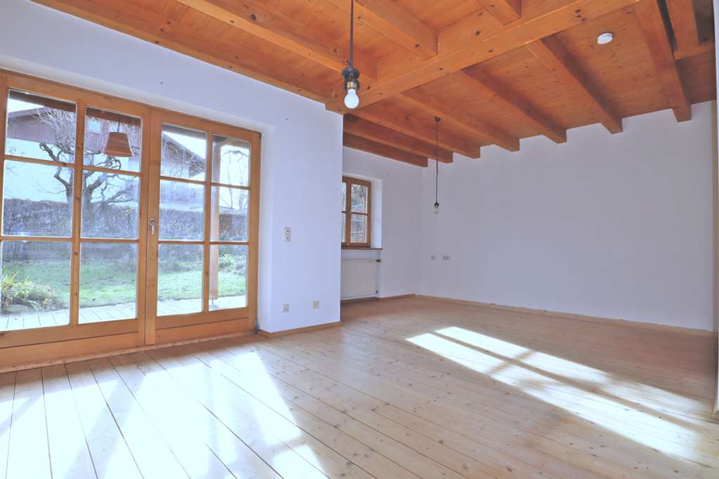 Immobilie in Holzkirchen - *Helles Reiheneckhaus im ländlichen Stil*
Perfekt für eine Familie - Bild 4