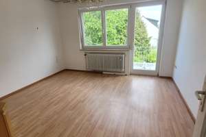 4-Zimmer-Wohnung mit Balkon in Augsburg-Hochzoll – Ortlerstraße 101, 86163 Hochzoll-Süd, Augsburg – Vorschaubild 11