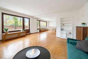 Sonniges  Penthouse mitten in Blankenese mit grosser Terrasse und Blick in den Goßlers Park – Die vollständige Adresse der Immobilie erhältst du vom Anbieter., 22587 Blankenese, Hamburg – Vorschaubild 2
