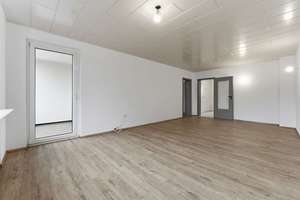 2-Zimmer-Wohnung in Rösrath mit Top-Anbindung an die A3 – Siebengebirgsweg 14, 51503 Rösrath – Vorschaubild 2