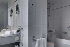 Property thumbnail 12