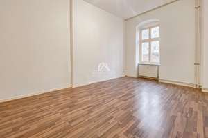 RARITÄT IN MOABIT! GROßZÜGIGE UND INTERESSANTE ALTBAUWOHNUNG MIT CA. 48 m² GARTEN! PROVISIONSFREI! – Lübecker Straße 29, 10559 Moabit, Berlin – Vorschaubild 6