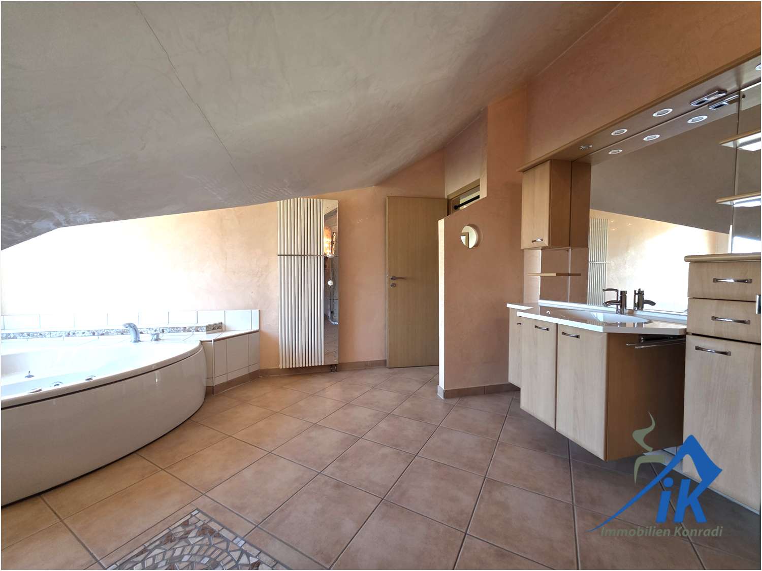 Immobilie in Mehlbach - IK | Mehlbach:  Charmantes ZFH mit Bauernhof-Flair – zahlreiche Möglichkeiten - Bild 6