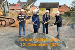 Modernes Reihenhaus 4/5 Schlafzimmer, Solar, Wärmepumpe, KiTa, S-Bahn – Freihofstraße 25, 61184 Karben – Vorschaubild 3
