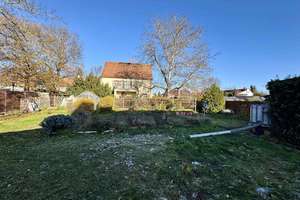 Mehrgenerationenhaus mit großem Grundstück zu verkaufen! *Pool* *Garage* *Einliegerwohnung* – Die vollständige Adresse der Immobilie erhältst du vom Anbieter., 1612 Nünchritz – Vorschaubild 5
