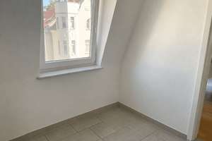 Helle 2-Zimmer-Wohnung mit moderner Einbauküche und Stellplatz in Erfurt – Gustav-Adolf-Str. 19, 99084 Brühlervorstadt, Erfurt – Vorschaubild 11