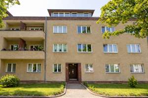 Seltenes 3-Zimmer-Raumwunder im EG – ruhig &amp; grün, barrierearm in Berlin-Schmargendorf